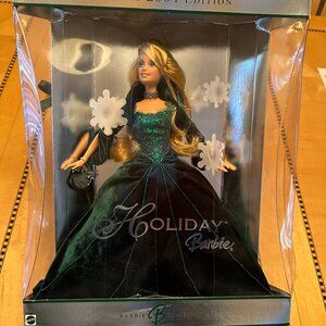 2004 Special Edition Holiday Barbie NIB Blonde Blue Eyes Green Dress